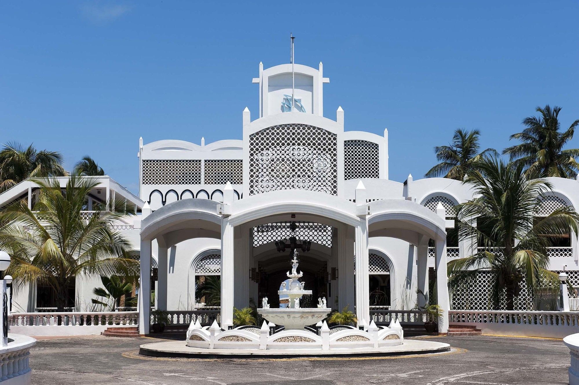Kunduchi Beach Hotel & Resort Dar es Salaam Exterior photo