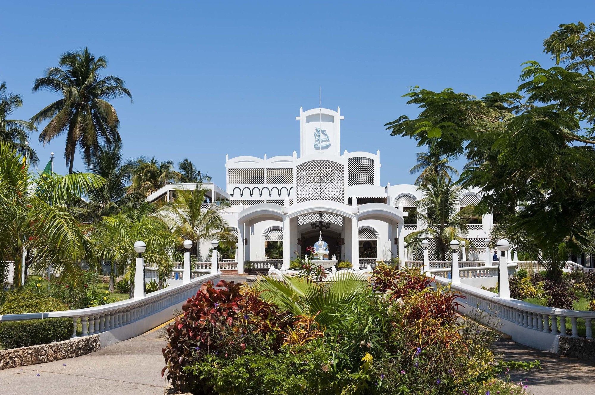 Kunduchi Beach Hotel & Resort Dar es Salaam Exterior photo